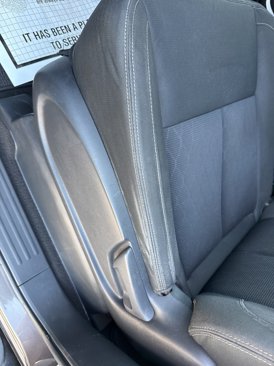 Used 2016 Nissan Titan SV image 15