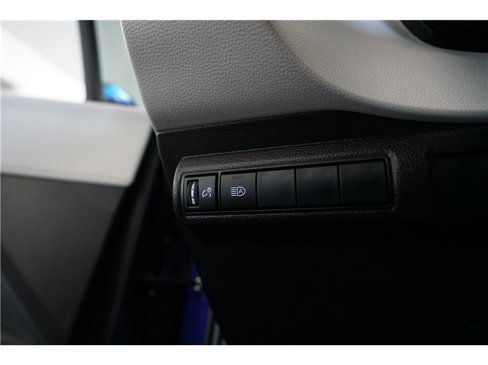 Used 2020 Toyota Corolla SE image 17