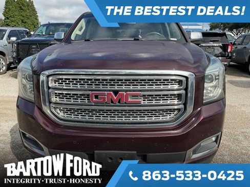 Used 2017 GMC Yukon XL SLT image 2