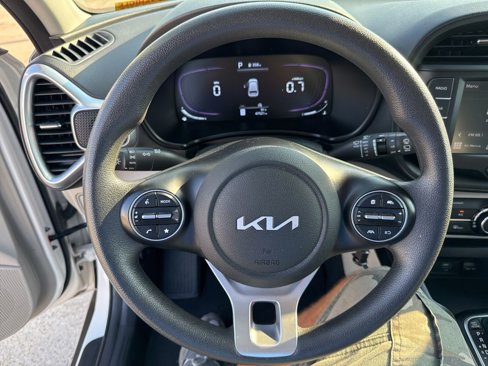 Used 2023 Kia Soul LX w/ Option Group 015 image 21