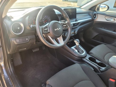 Used 2024 Kia Forte LXS image 2