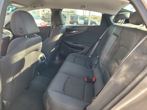 Used 2025 Chevrolet Malibu LT image 11