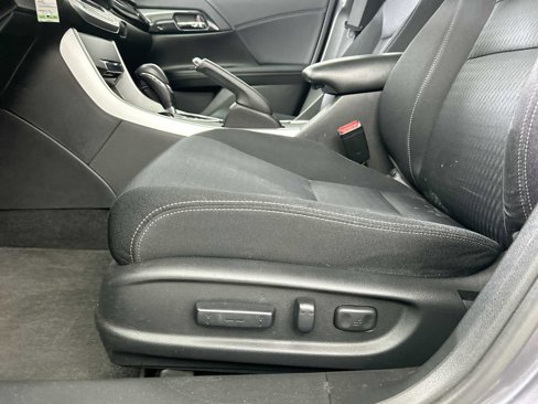 Used 2015 Honda Accord Sport image 14