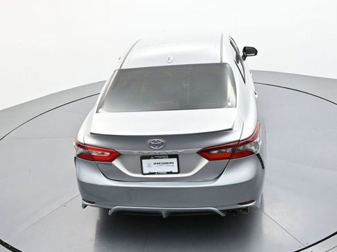 Used 2021 Toyota Camry SE image 30