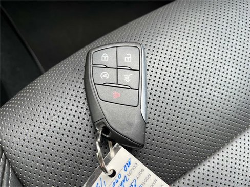 Used 2021 Buick Envision Essence image 35
