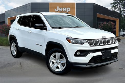 Used 2022 Jeep Compass Latitude w/ Convenience Group image 3