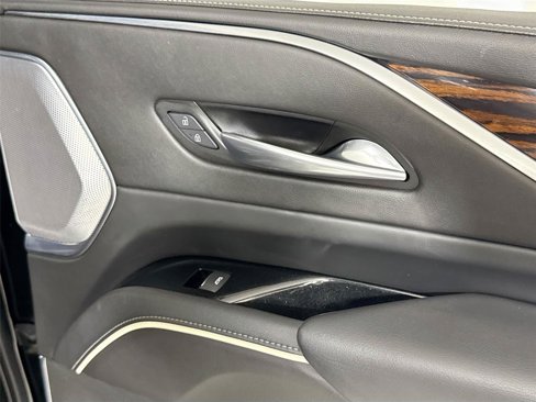 Used 2022 Cadillac Escalade Premium Luxury w/ Performance Package image 30