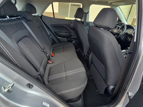 Used 2024 Hyundai Venue SEL image 26