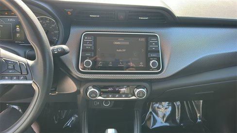 Used 2019 Nissan Kicks SV image 21