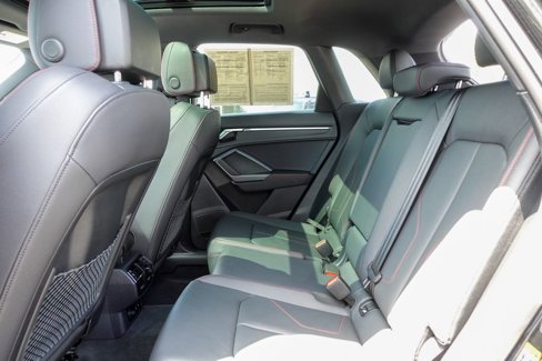 Used 2025 Audi Q3 2.0T Premium Plus w/ Premium Plus Package image 30