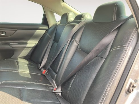 Used 2018 Nissan Altima 2.5 S w/ S Convenience Package image 13