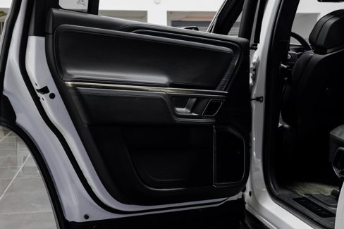 Used 2023 Rivian R1S Adventure image 54