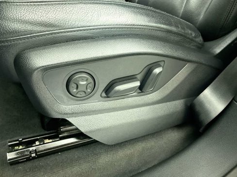 Used 2018 Audi Q7 3.0T Premium Plus w/ Premium Plus Package image 23