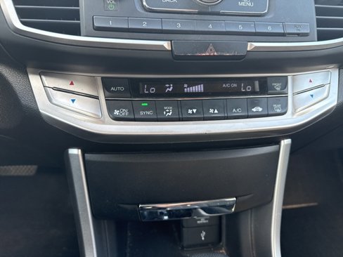Used 2014 Honda Accord LX image 22