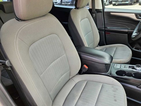 Used 2022 Ford Escape S image 21