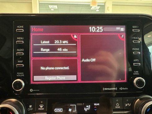 Used 2021 Toyota Highlander LE image 19