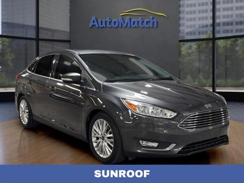 Used 2018 Ford Focus Titanium image 1