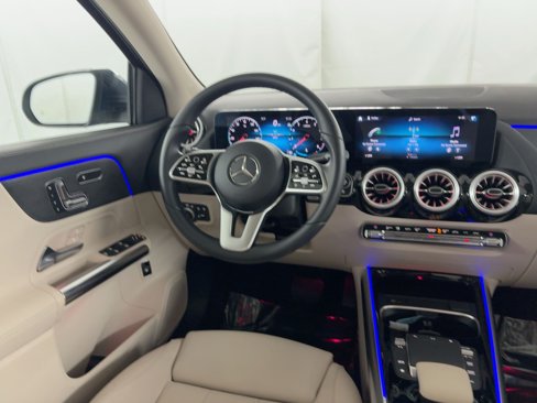 Certified 2023 Mercedes-Benz GLA 250 image 28