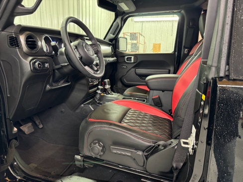 Used 2023 Jeep Wrangler Sport S image 6