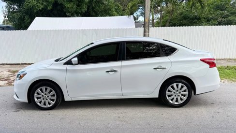 Used 2019 Nissan Sentra S image 3