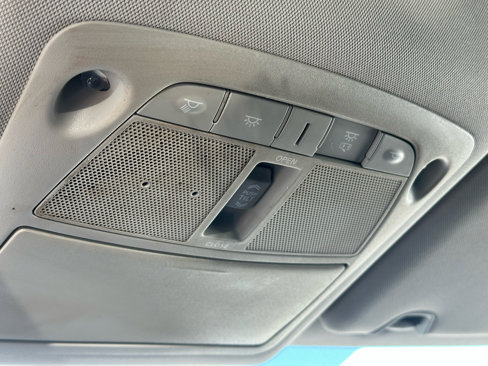 Used 2018 Nissan Rogue SV w/ Sun & Sound Touring Package image 30