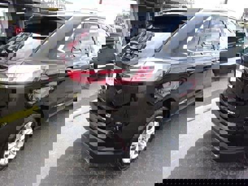 Used 2020 Ford Edge SEL image 65