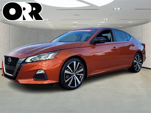 Certified 2022 Nissan Altima 2.0 SR image 1
