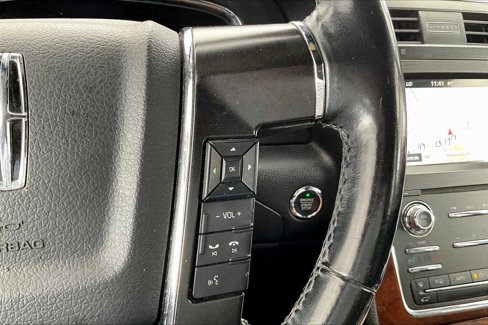 Used 2016 Lincoln Navigator L Select image 24