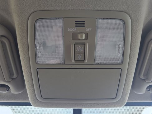 Used 2010 Toyota RAV4 Limited image 36