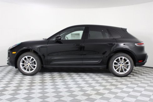 New 2026 Porsche Macan image 2