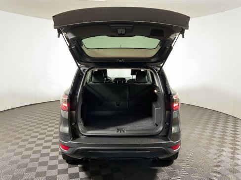 Used 2017 Ford Escape SE w/ Equipment Group 201A image 12