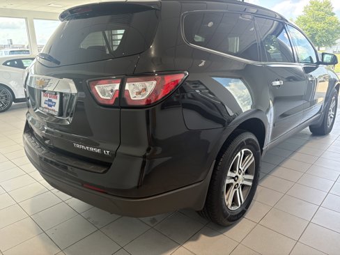 Used 2015 Chevrolet Traverse LT image 4