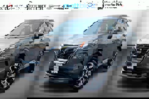 Used 2023 Nissan Rogue SV image 1