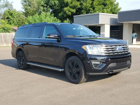 Used 2020 Ford Expedition Max XLT w/ Equipment Group 202A image 2