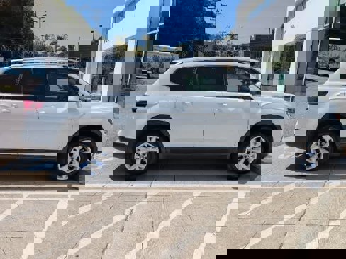 Used 2018 Volkswagen Atlas S image 6