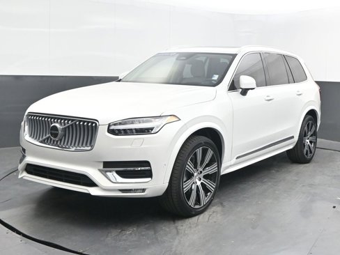 Certified 2024 Volvo XC90 B6 Ultimate w/ Protection Package Premier image 3