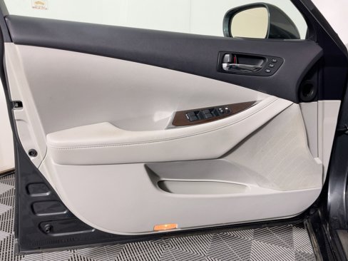 Used 2011 Lexus ES 350 image 22