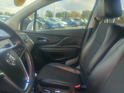 Used 2018 Buick Encore Preferred image 15