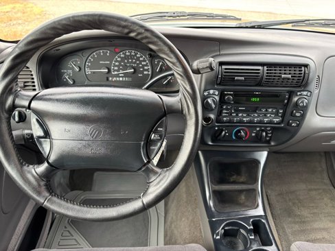 Used 1999 Mercury Mountaineer 4WD image 12