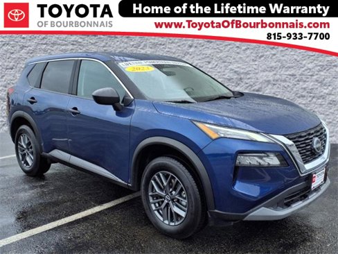 Used 2023 Nissan Rogue S image 1