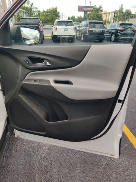 Used 2020 Chevrolet Equinox LS image 22