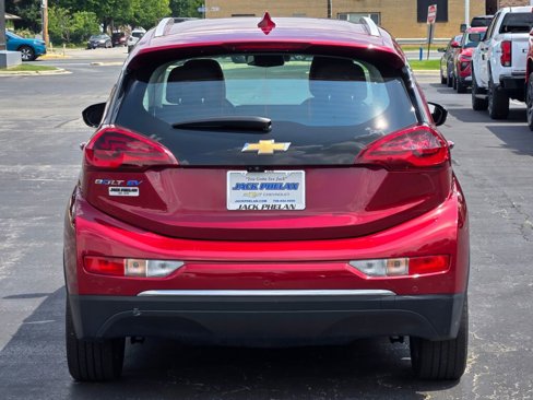 Used 2018 Chevrolet Bolt Premier w/ Driver Confidence II Package image 11