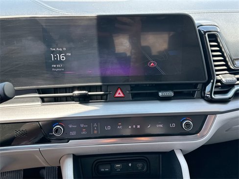 Certified 2023 Kia Sportage EX image 18