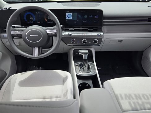 Certified 2024 Hyundai Kona SE image 11
