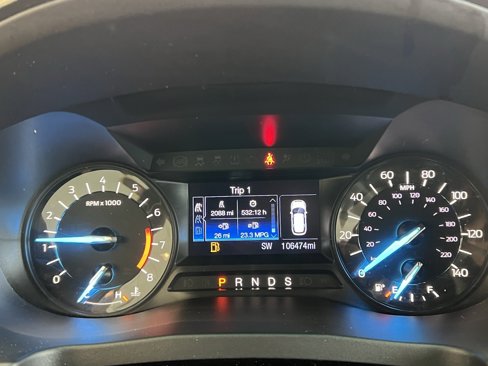 Used 2017 Ford Explorer XLT image 10