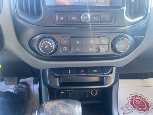 Used 2018 Chevrolet Colorado W/T image 16