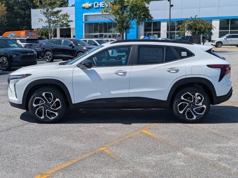 New 2025 Chevrolet Trax RS w/ Driver Confidence Package image 7