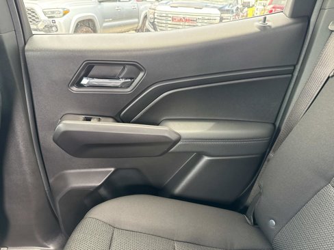 New 2025 GMC Canyon Elevation w/ Convenience Package image 18
