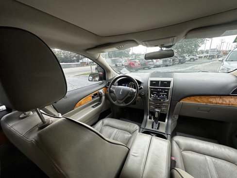 Used 2012 Lincoln MKX AWD image 21