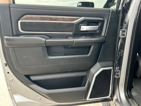 Used 2021 RAM 2500 Laramie image 16